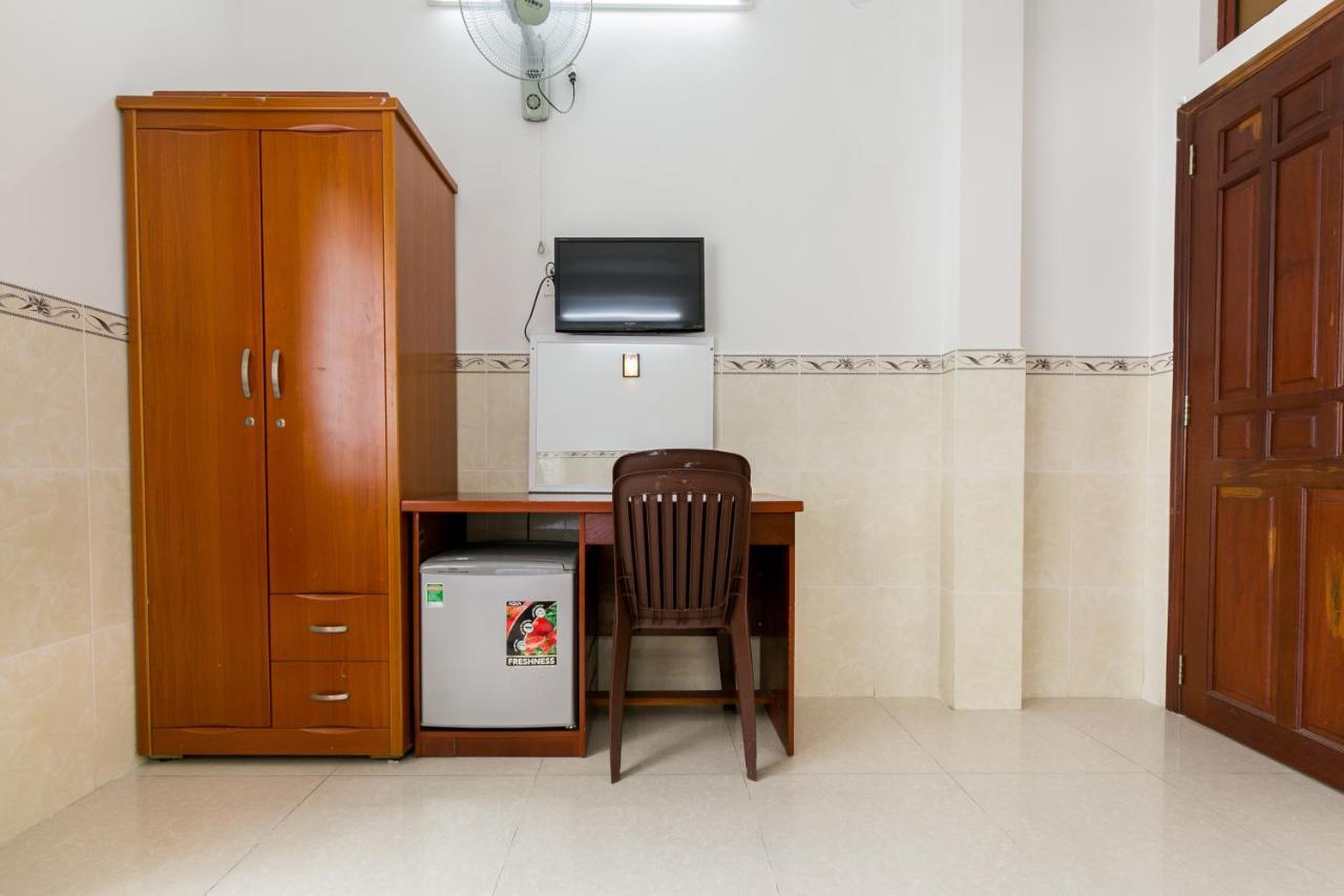 Oyo 372 Vy Ha Hotel Ho Chi Minh City Bagian luar foto