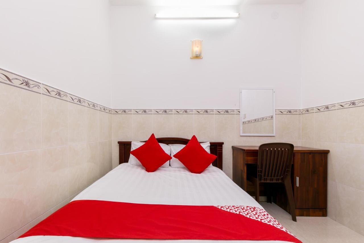 Oyo 372 Vy Ha Hotel Ho Chi Minh City Bagian luar foto