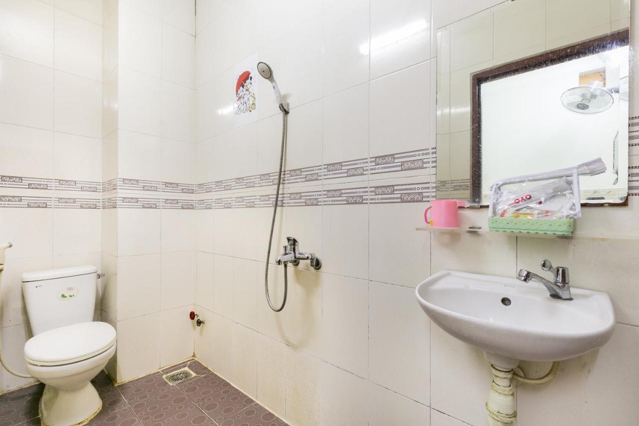 Oyo 372 Vy Ha Hotel Ho Chi Minh City Bagian luar foto